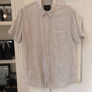 RAILS Men's Light Gray Short Sleeve Shirt